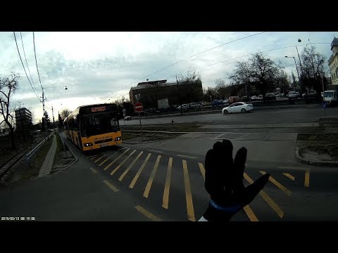 Elengedem a buszt - I let the bus go