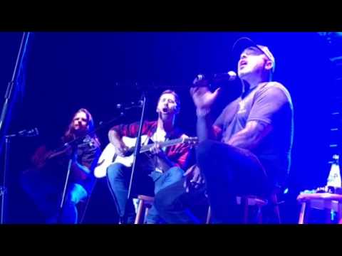 Staind + Godsmack Members Perform Chester Bennington Tribute