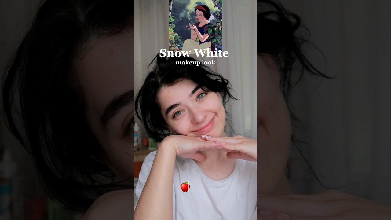 me in Disney when?🍎🪞#snowwhite #disney #princess #makeup #makeuptutorial #disneyprincess