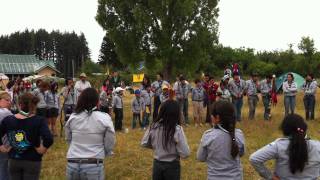 preview picture of video 'Grito de guerra Grupo Scout Hardy Vargas y al almuerzo.MOV'