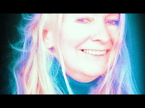 Kdo se nebojí projít tmou, může se rozpustit ve světle