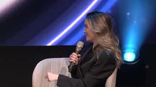 "שותפים לחיים" - הכנס הבינלאומי הראשון של אגף שיקום:  חלק ב' (עדכוני משרד הביטחון) - התמונה מוצגת ישירות מתוך אתר האינטרנט יוטיוב. זכויות היוצרים בתמונה שייכות ליוצרה. קישור קרדיט למקור התוכן נמצא בתוך דף הסרטון