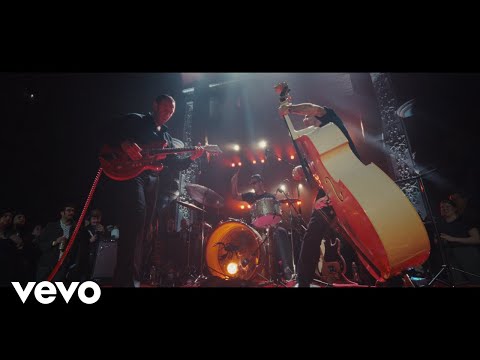 “Alacrán” - Live at Thalia Hall