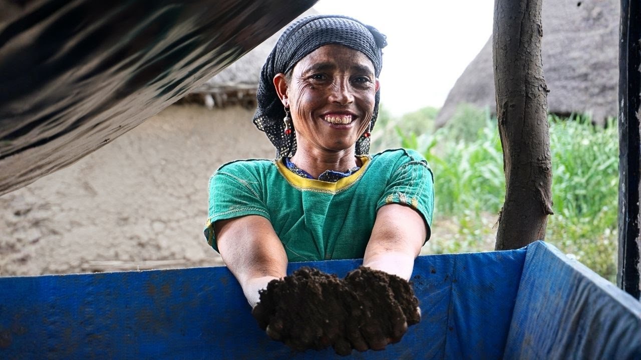 👩🏾‍🌾 Kaira z Etiopie vydělává peníze, o kterých si nikdy nesnila