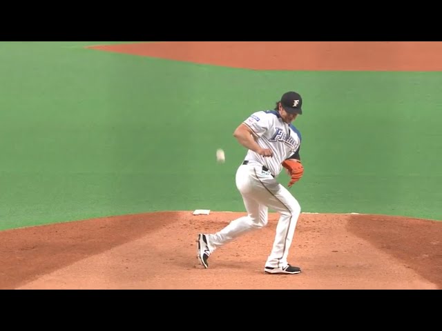 【1回表】ファイターズ・メンドーサの足技!? に中島卓がうまく反応!! 2017/4/1 F-L