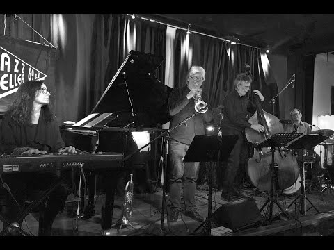 OUMUAMUA SUITE:  KAUMAHA MA KA LANI