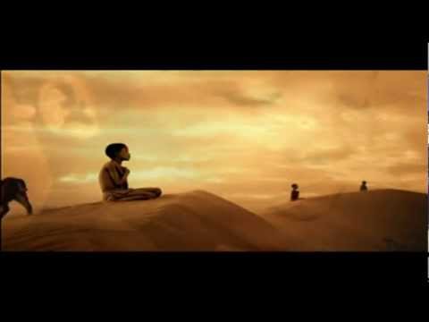 Yalnızlığın binbir hikayeyi fısıldar kulağına...