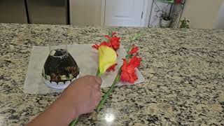 Fresh flowers / Flower vase /Calla lilly & Gladiolus flowers