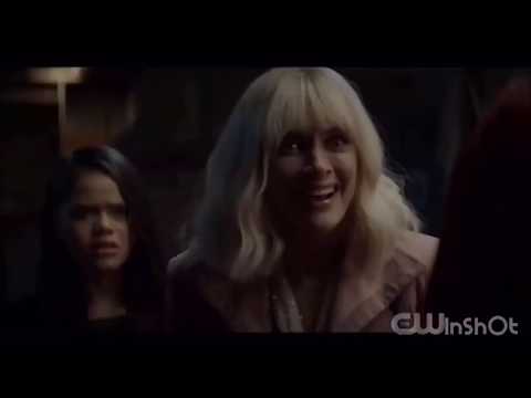 Batwoman 1x10 - Alice Exposes Kate’s Secret to Gotham