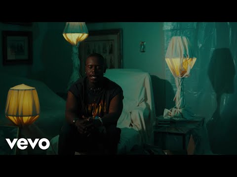 Lloyiso - Scary (Official Video)