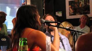 Mallary Hope - She Gets My Life - Bluebird Cafe 9/3/13