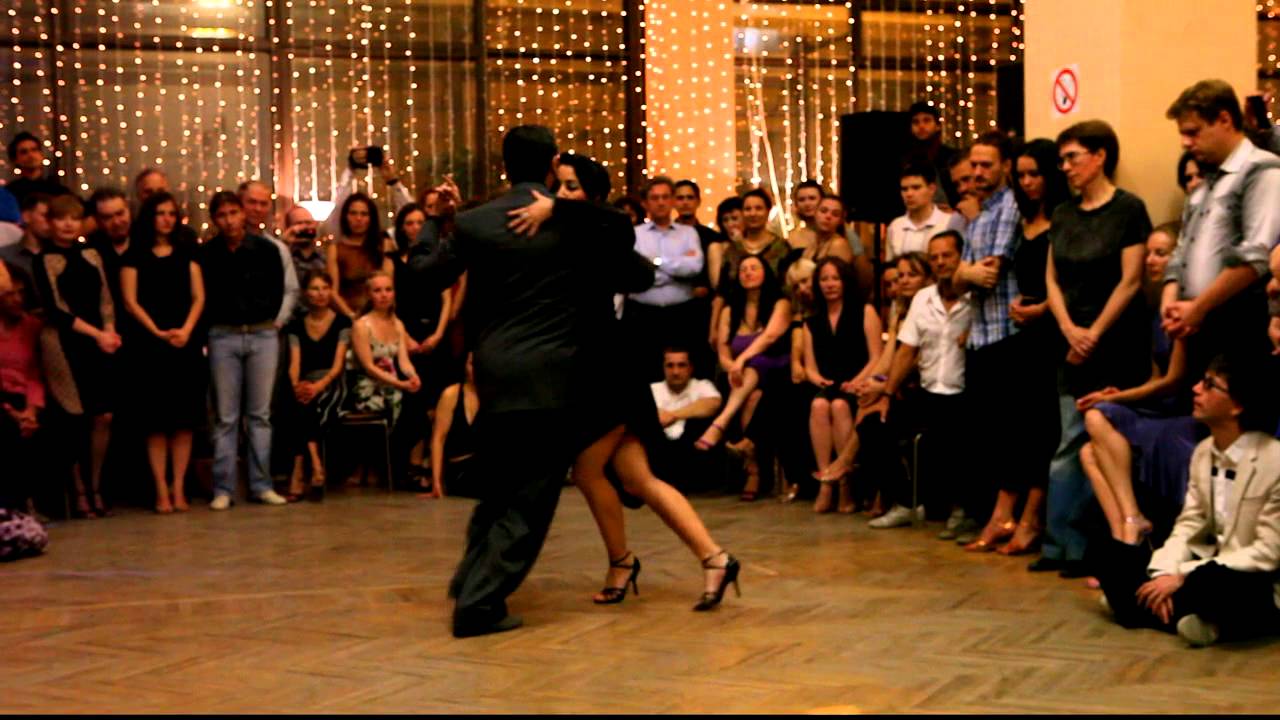 Andres Laza Moreno y Luciana Arregui 2/4