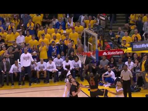 Steph Curry Crosses Lebron