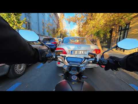 VMoto octombrie, la drum de seara in Bucuresti