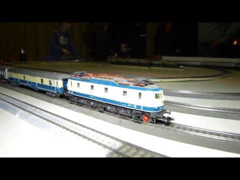 29. Stummi-Treff WN,  01 - BR 118 013-2 (Roco 68632) mit Silberlingen