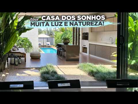 TOUR of the GROUND FLOOR HOUSE of your DREAMS: 300m² of Natural Light, Swimming Pool and LOTS of ...