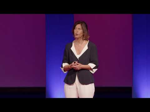 Il coraggio di cambiare idea tra emozioni e dati | Antonetta Mira | TEDxVarese