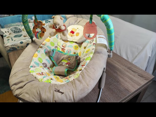 Vídeo relacionado con Bright Starts, Disney Winnie The Pooh Juguete de Actividad, Juguete Unisex para Cochecito, para Recién Nacidos y Niños Mayores