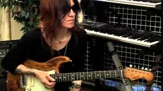 SUGIZO 試奏 GT-10 Multi-Effects Pedal  Test 3-1
