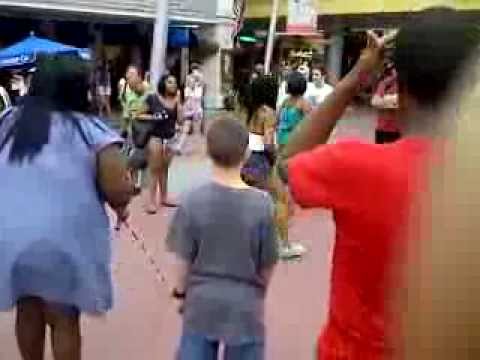 "DOUBLE DUTCH" UNIVERSAL STUDIOS  ( PART 1)