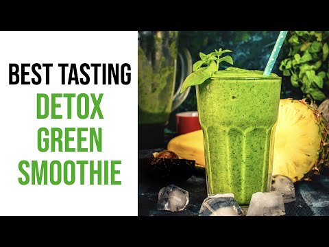 Best Green Smoothie Recipe - Spinach Smoothie with Fruit - A Detox Green Smoothie that tastes good