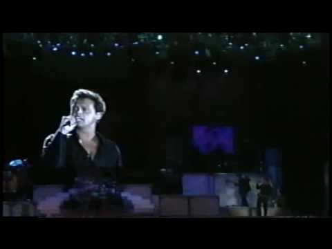 Luis Miguel MEDLEY MEXICO Estadio Azteca 2002
