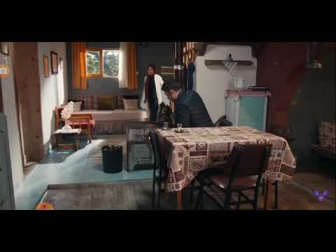 Esma le dice a Ali que está embarazada