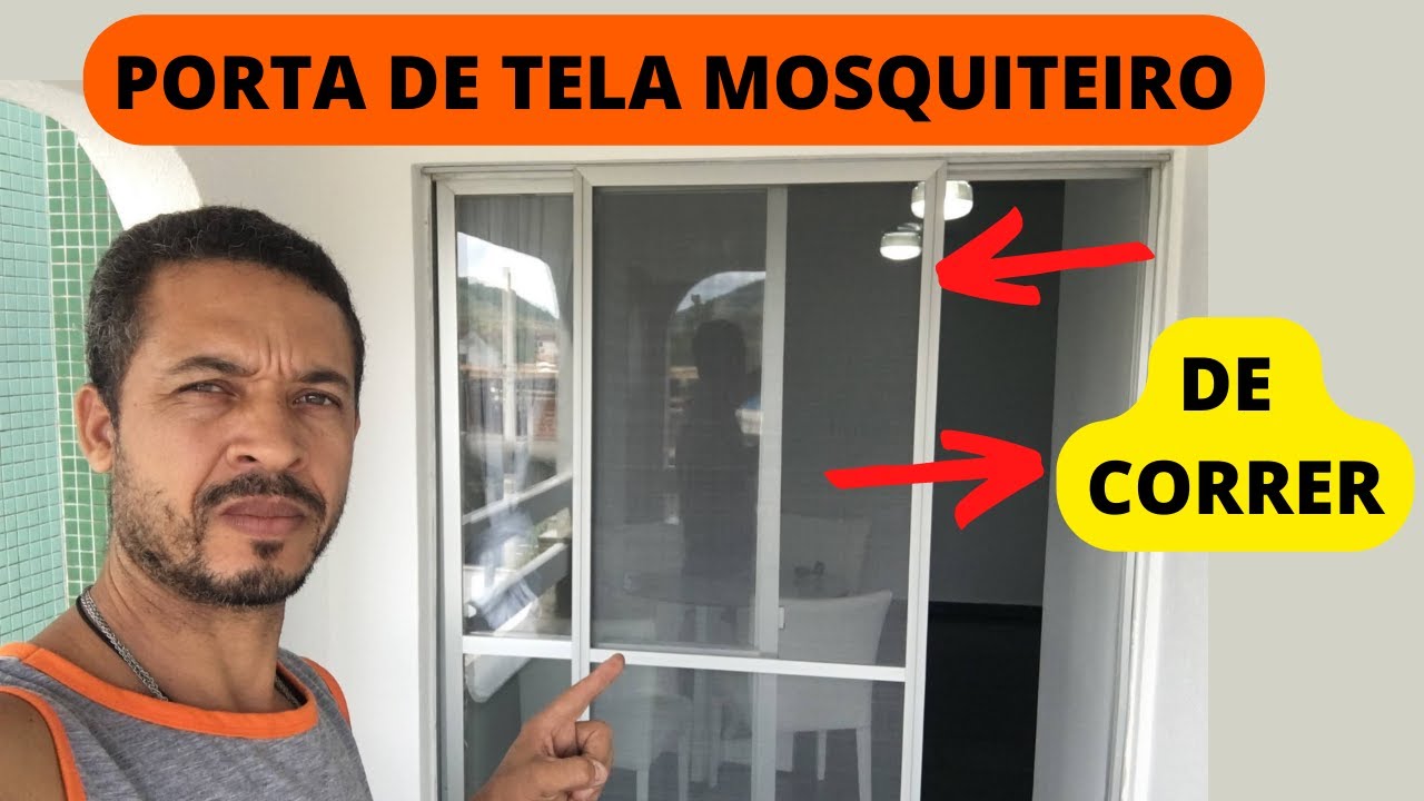 Porta de alumínio com tela mosquiteiro com roldanas perfil grosso.