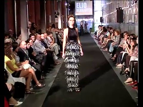 DESFILE ELIO BERHANYER EN LA XX EDICION DE LOS PREMIOS NACIONALES A LA MODA PARA NUEVOS DISEÑADORES