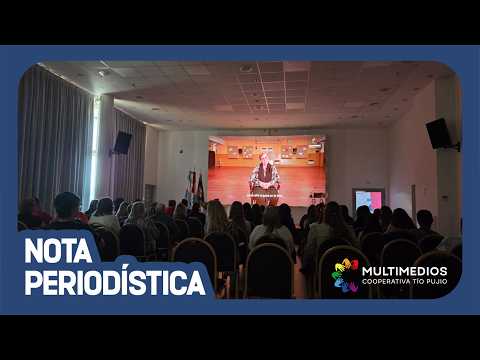 PROYECCION DEL DOCUMENTAL "DESDE LOS CIMIENTOS: 120 AÑOS DE ESCUELA Y COMUNIDAD"