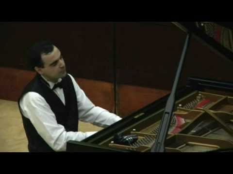 Balakirev Islamey performed 'live' by pianist Sandro Russo