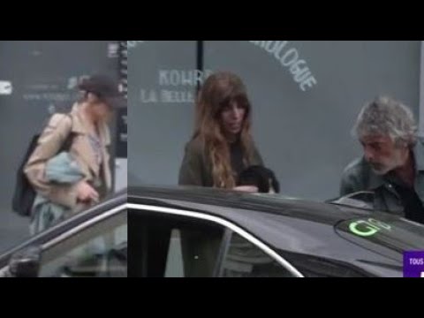 Mort de Jane Birkin : images de Lou Doillon, Charlotte Gainsbourg et Yvan Attal quittant le domicile