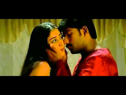 YouTube - Oru Noorashakal Malayalam Romantic Song - Ennittumggh.flv