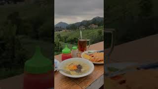 Download lagu SARAPAN PAGI SAMBIL MELIHAT HIJAUNYA PEMANDANGAN | HALU STORY #shorts  #storyhalu #storyig #storywa mp3