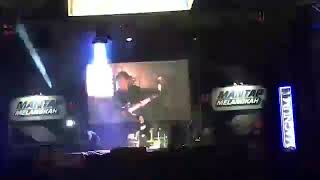 Download lagu REVENGE THE FATE - PARANOID @loudfestopenair 2019 Karawang mp3