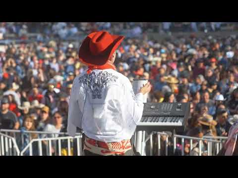 TEJANOS DE RAUCO - PRESENTACIÓN MEDIALUNA DE NOS