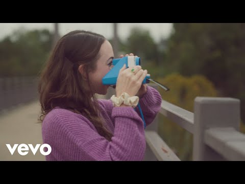 Sarah Jarosz - When The Lights Go Out (Official Video)