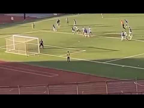 #football JSM Bejaia 2- E Sour Ghozlane 1. Le but de la victoire de la JSMB à la 95'.