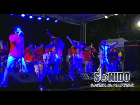 Checo Acosta el quereren