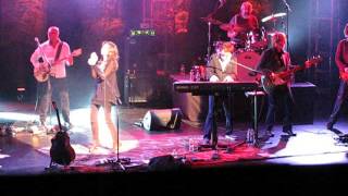 Amy Grant &amp; Michael W. Smith - &quot;Emmanuel&quot; 2/26/11
