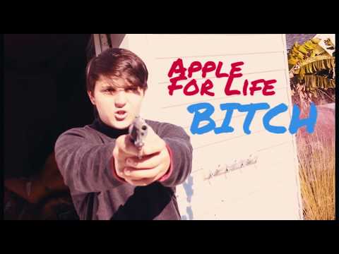 Bill Gates Vs  Steve Jobs (Remastered)