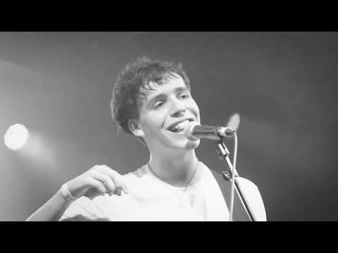 SPINN - Stuck on a Feeling (Official Video)