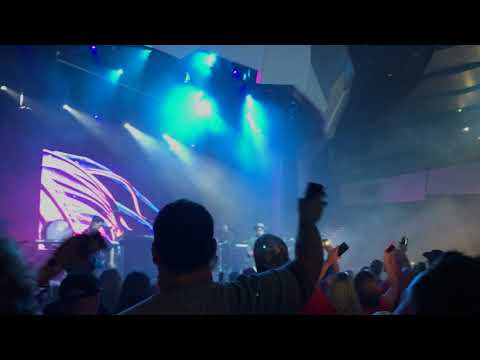 TobyMac w Hollyn - Lights Shine Bright - #JesusFreakCruise 7/11/17