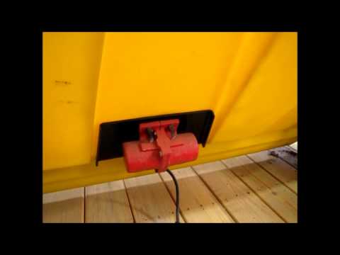 SNOWEX SALT SAND SPREADER V-BOX IN BED - V-MAXX 8500