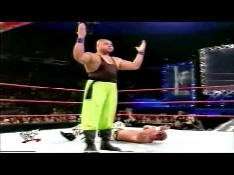 D'Lo Brown vs. Grandmaster Sexay
