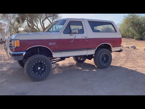 1990 Ford Bronco 6\" Superlift