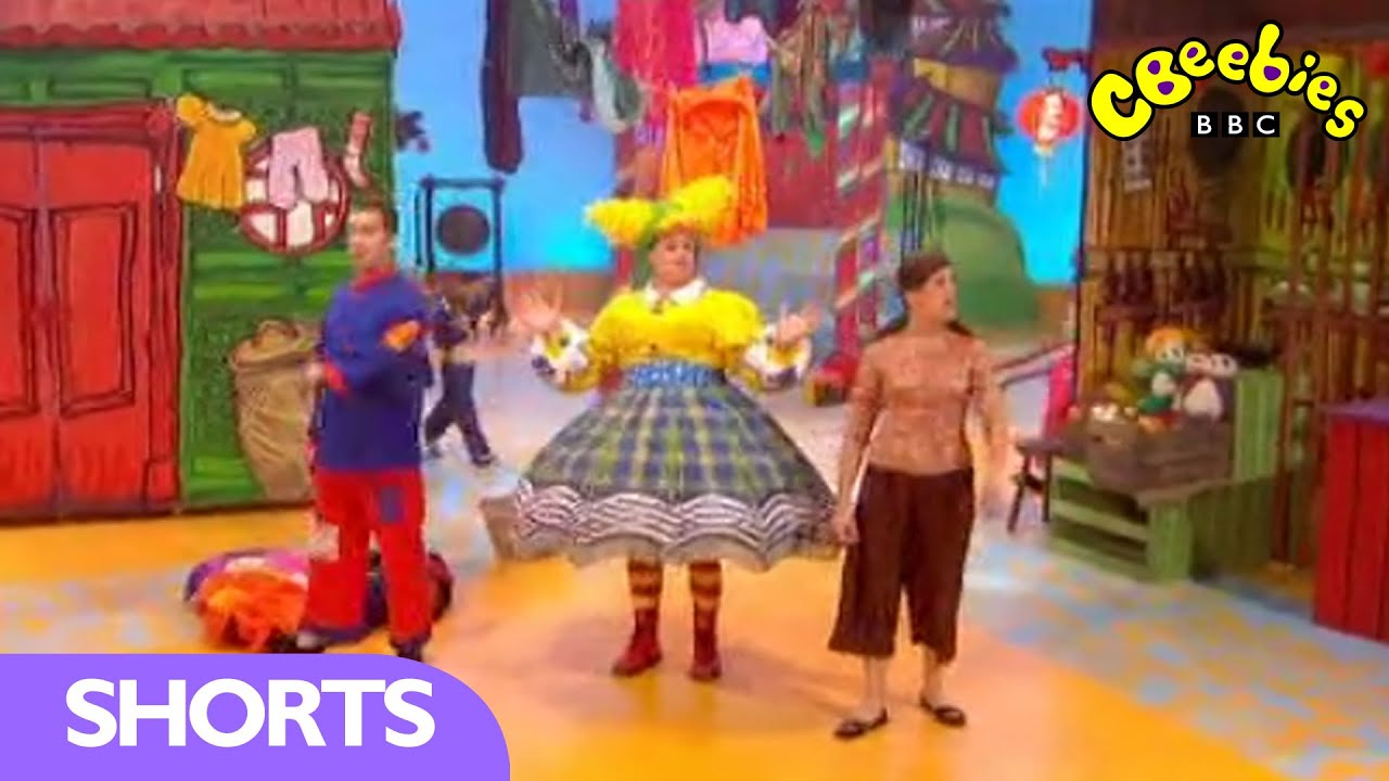 Miniature de la vidéo CBeebies Panto: Aladdin du film CBeebies Presents: Aladdin