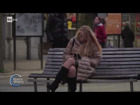 Tutti in attesa della vita quella normale e spericolata - Porta a porta 17/03/2020