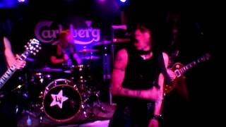 The Last Vegas - Evil Eyes