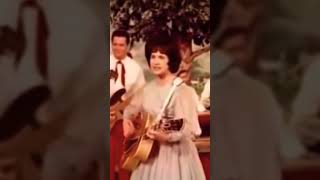 Kitty Wells it wasn&#39;t God who made Honky Tonk Angels